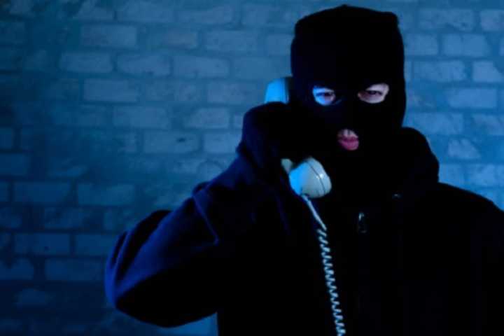 Clarkstown Police Warn Public About IRS Phone Scam