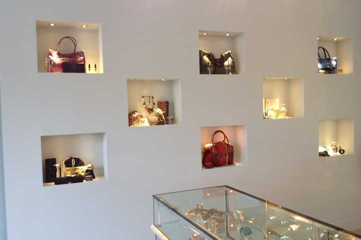 Accessorize Like A Pro With Style Tips From Mary Jane Denzer