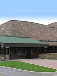 Brewster Theater Class Hosts Concert For Student Awaiting Heart Transplant