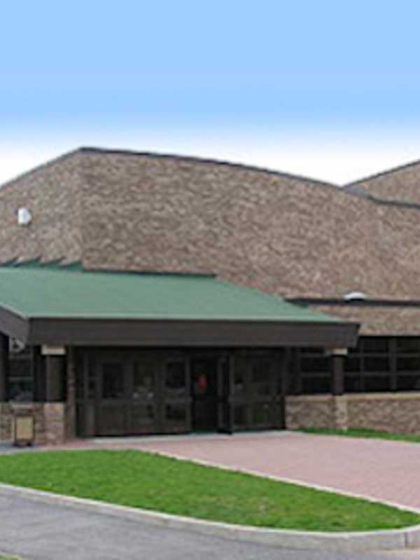 Brewster Theater Class Hosts Concert For Student Awaiting Heart Transplant