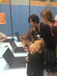 Kids Code At Colonial Elementary School In Pelham
