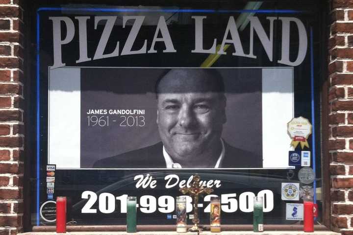 North Arlington's Pizza Land Still Capitalizing On 'The Sopranos'