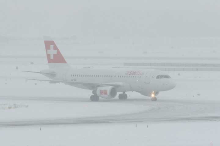 Nor'easter: Dozens Of Flights Canceled At Albany International Airport Due To Snow