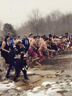 Monroe Hosts 6th Annual Plunge At The Park