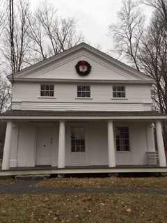 Preserve New Fairfield Hosts House, Garden Tour