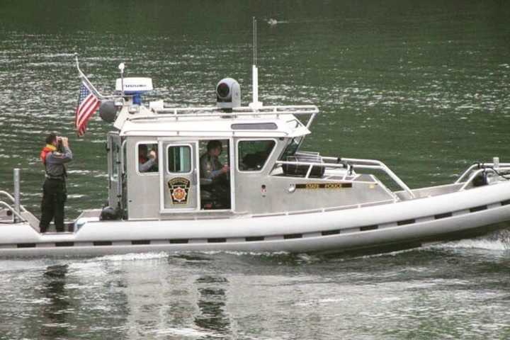 Troopers Investigate After Woman Jumps Into Delaware River: State Police