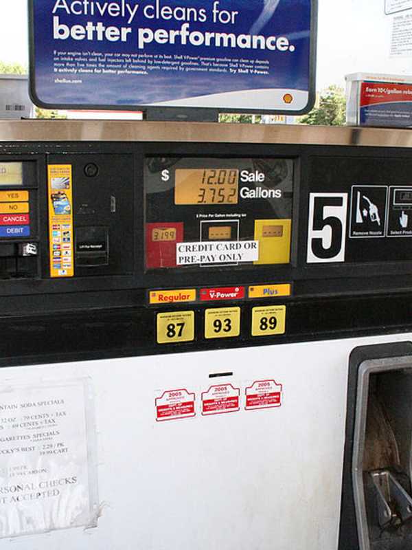 Connecticut Gas Prices Rise, But Remain Below Last Year