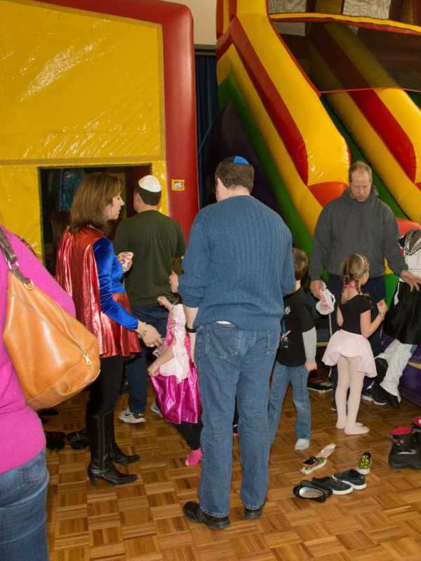 Greenburgh Hebrew Center Features Host Of Purim Festivities