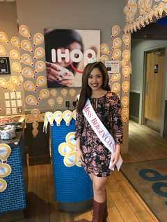 Bergen County Beauty Queens Bring Hope To Ramsey IHOP