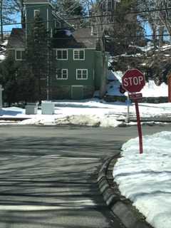 Time To Detour: Work Closes Topstone Road At Railroad Crossing In Redding
