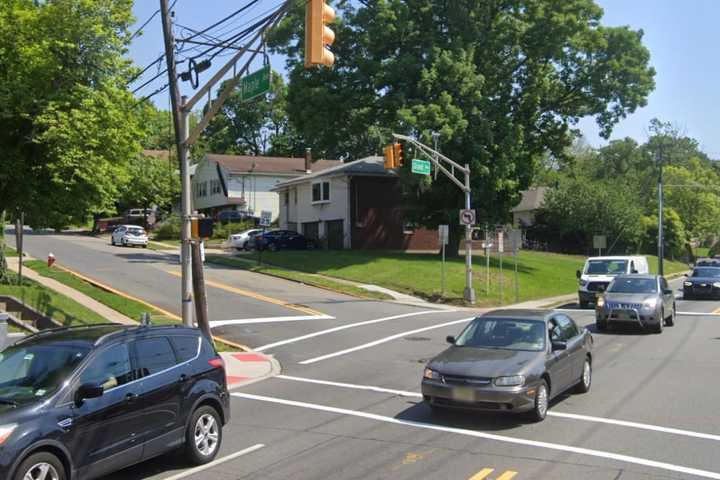 SEE ANYTHING? Pedestrian Struck Just Off Route 46 In Ridgefield