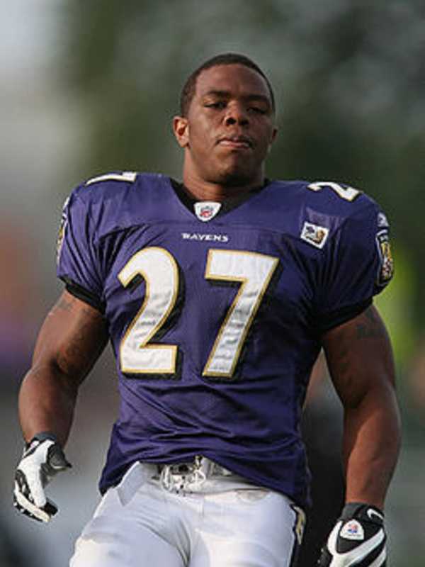 Ray Rice Pledges To Donate Salary If He Returns To NFL