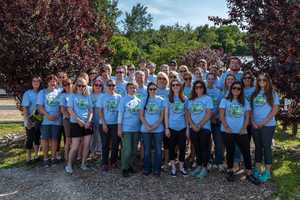 Ridgefield Accounting Firm Employees Volunteer At Green Chimneys 