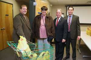 Turkey Fixins Distributed At Rockland Independent Living In New City