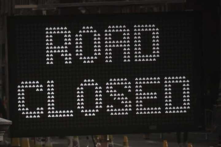 Transportation officials announced that the right ramp lane at the interchange of the Meadowbrook State Parkway and the Northern State Parkway will be closed for one week.