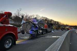 Update: Tractor-Trailer Rollover Causes Delays For Miles On I-287 In White Plains, Injures 1