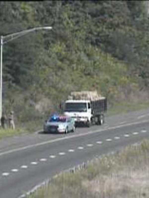 Accident Shuts Down Lanes On Route 8 In Bridgeport