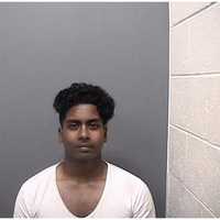 Drunk Stamford Driver Crashes Into Pole In Darien, Police Say