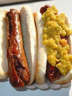 Rutt's Hut In Clifton Wins DVlicious Best Hotdogs In Passaic County