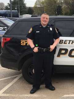 Bethel Police Welcome New Officer To The Ranks