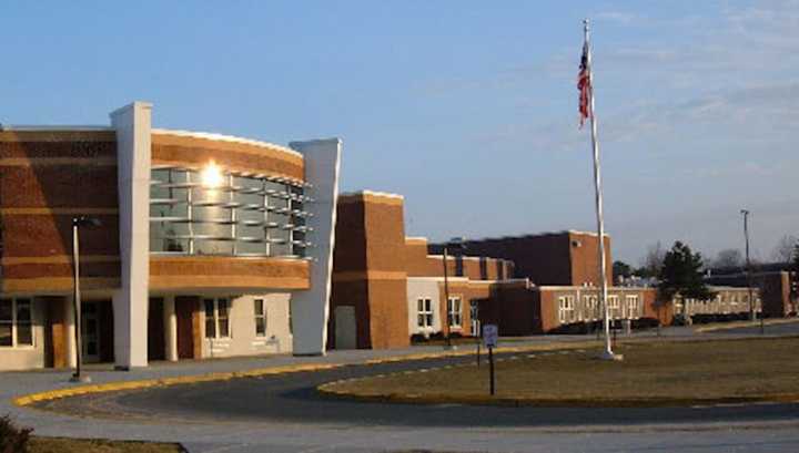 Connetquot High School