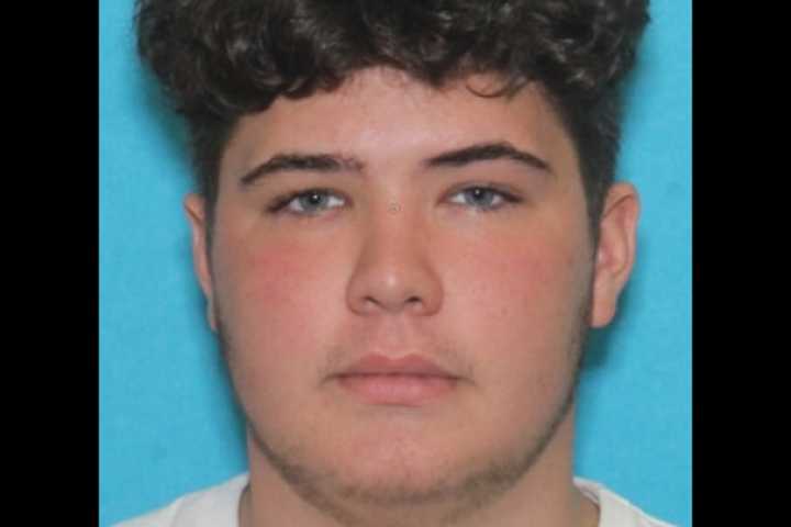 PD: Warrant Issued For Teen Who Was DUI In Doylestown Crash