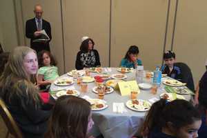 Ridgefield's Shir Shalom's Invites Families To Second Night Community Seder
