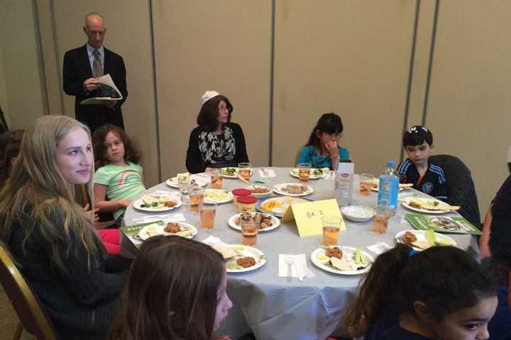 Ridgefield's Shir Shalom's Invites Families To Second Night Community Seder