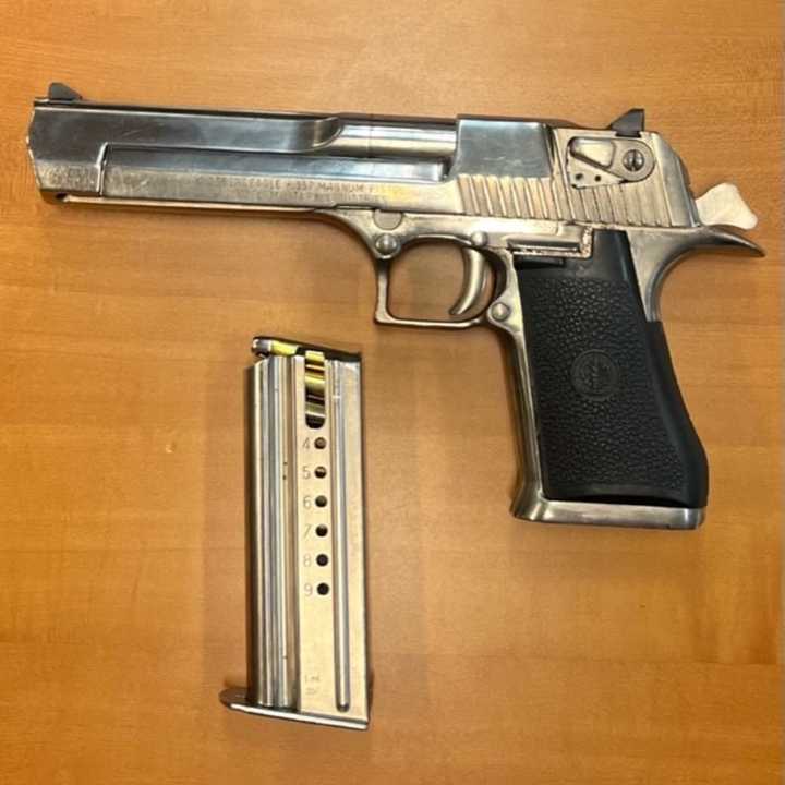 The loaded gun that found in the front of the man&#x27;s pants during a traffic stop.