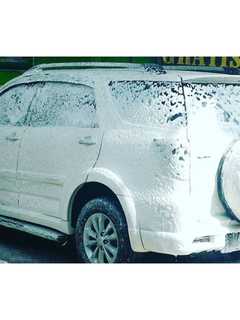 NY Motorists Who Drive With Snow On Car May Soon Face Fines
