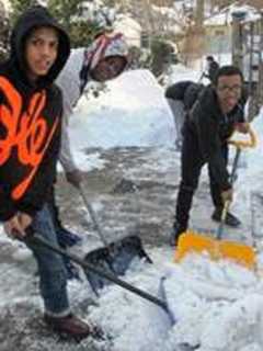 St. Christopher's Students Dig Out Hastings-on-Hudson Neighbors