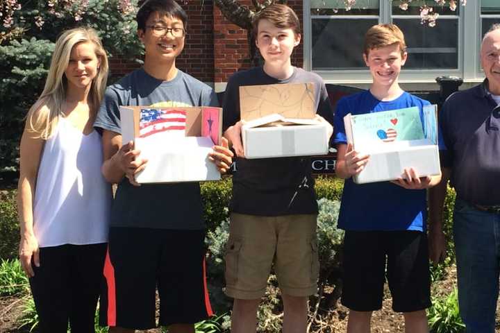 Ridgewood Middle School Honors Veterans During Spirit Week