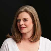 <p>Author Siobhan Vivian</p>