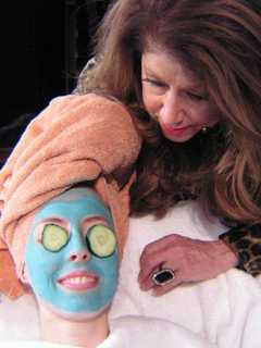Teaneck Theater Group Plays Woman Card With 'Sterno'