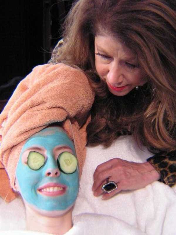 Teaneck Theater Group Plays Woman Card With 'Sterno'