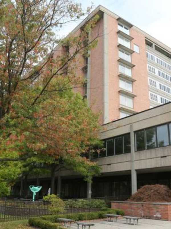 Lawsuit Reportedly Challenges Pomona Summit Hospital Closing Its Doors