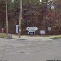 Man Seriously Injured In Single-Car Crash In Brookhaven