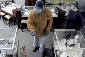 SMASH BURGLARS: Photos Show Destructive Bergen Jewelry Thieves At Work