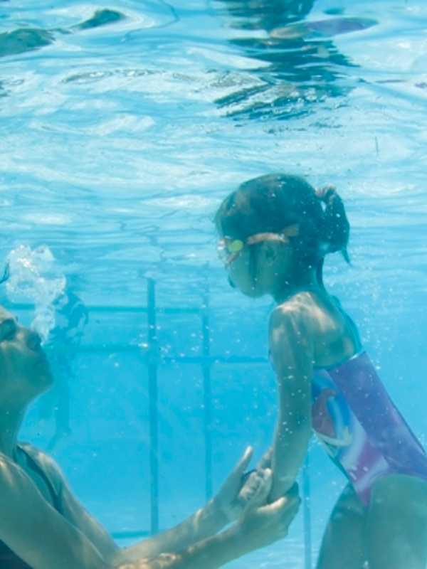 Sign Up For Swim Classes At Lyndhurst Community Pool