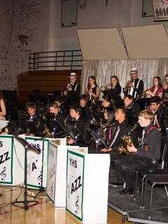 Yorktown High Throws 1940s Nightclub-Themed Dance