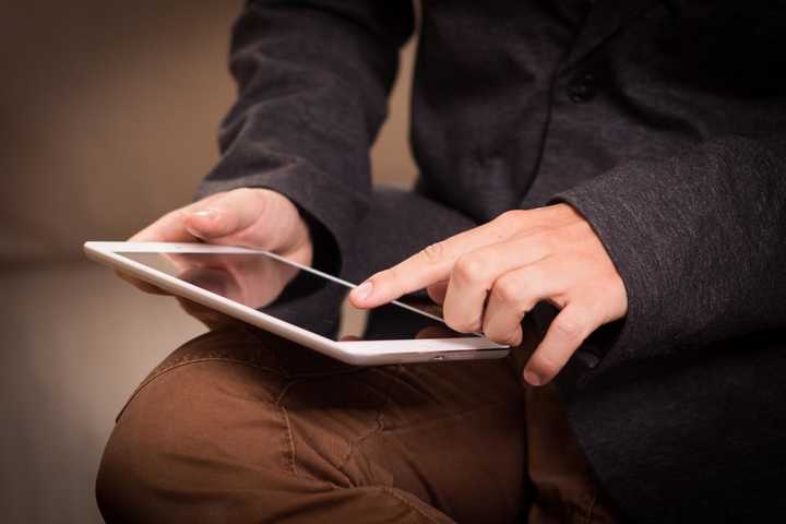 Montgomery County Public Libraries Launch Tablet Lending Program