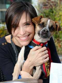 Ridgefield's Cucumber & Chamomile Caters To Canines With TeaPups Service
