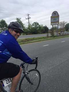 Lyndhurst Police Get Trailer From 200 Club For 320-Mile Unity Tour
