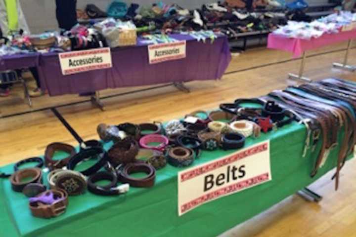 New Rochelle Teen Girls Invited To Free Shopping Boutique
