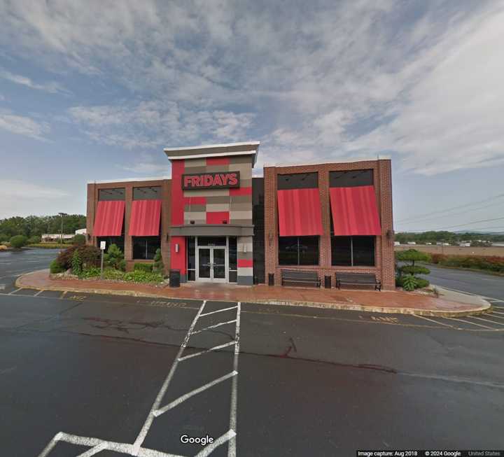 A now-closed TGI Fridays restaurant in Newington, CT.