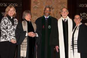 Bedford Faithful Come Together For Interfaith Thanksgiving Service 