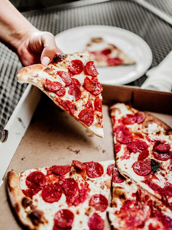 Rhinebeck, Poughkeepsie Among Nation's Top 100 'All-Time Pizza Spots,' Yelp Says