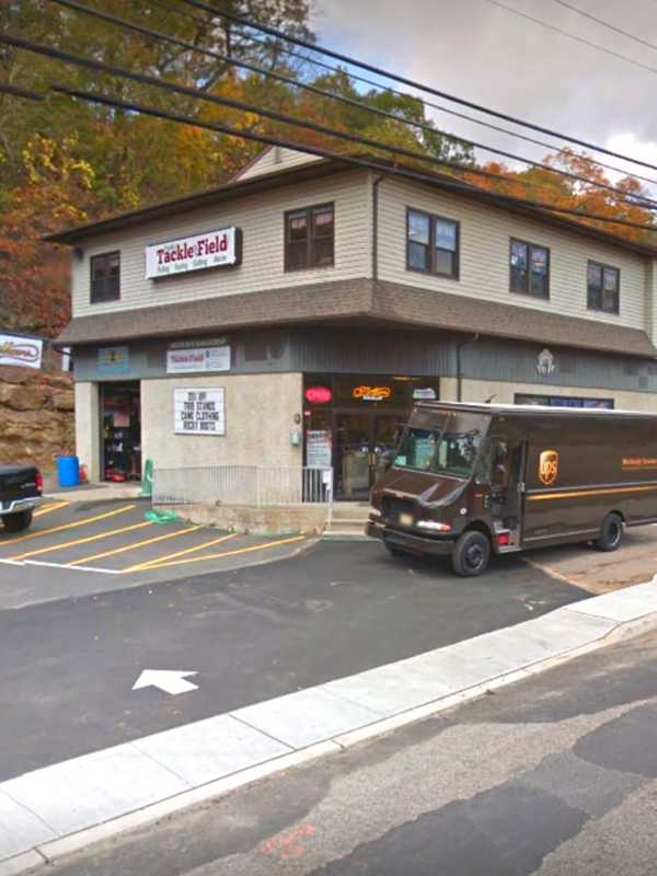 Wanaque PD: Sporting Goods Shoplifter Assaults Store Owner, Employee