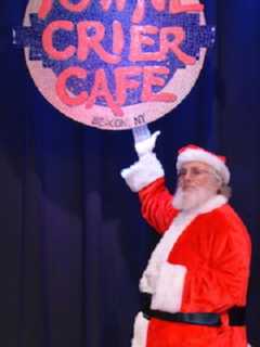 Breakfast With Santa Returns To Towne Crier Cafe