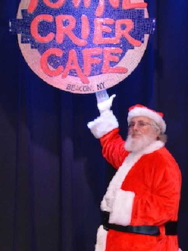 Breakfast With Santa Returns To Towne Crier Cafe